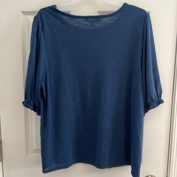 LC Lauren Conrad Navy Blue Top - Picture 2 of 7